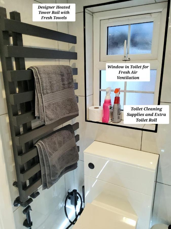 Air Conditioned Modern Double Bed Room With Private Attached Bathroom - Free Parking - Near London Heathrow Airport & Southall Broadway Kültér fotó